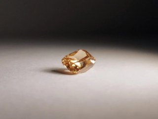 Diamante Amarillo Intenso
