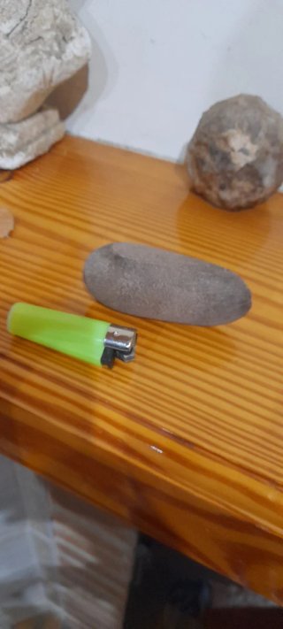 Hacha de piedra Paleolítico