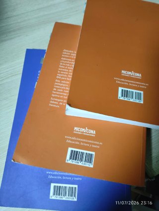Lote 3 libros PAU Com Valenciana ed Micomicona