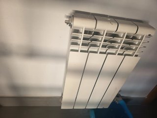 Radiador grande blanco de agua medidas 96 ancho