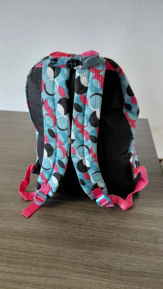 Mochila juvenil con estampado de círculos