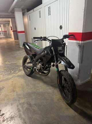 Derbi Senda Xtrem Supermotard Negra