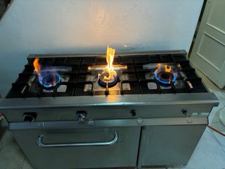 Cocina Industrial 3 Fuegos + Horno