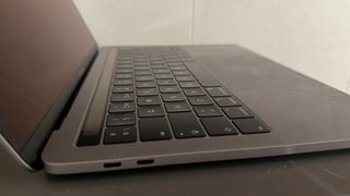MacBook Pro Gris Espacial