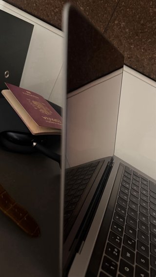 MacBook Pro Gris Espacial