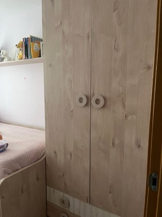 Cama infantil con cajones