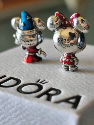Charms Mickey y Minnie para Pandora
