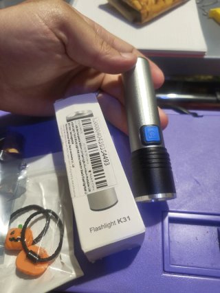 Linterna UV Aluminio Recargable