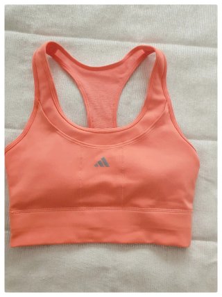 Top deportivo Adidas Running