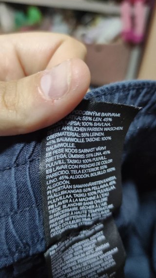 Pantalones azules con cordón