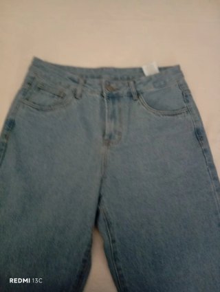 Pantalón vaquero talla 40 sin estrenar de chico .