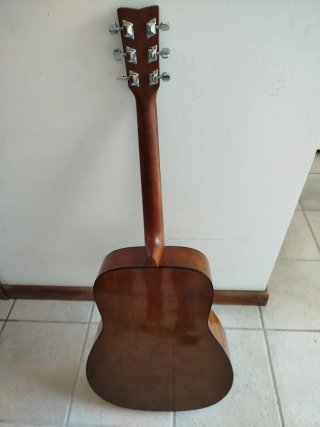 Guitarra Yamaha F310