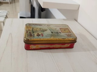 Lata antigua cigarrillos egipcios vintage