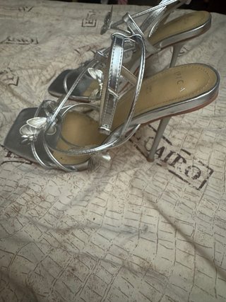 Sandalias Epica Plata Talla 38 Mariposas