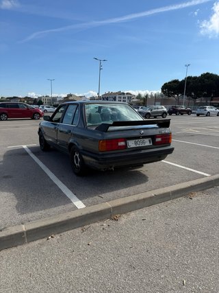 BMW E30