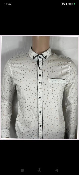 Camisa estampada hombre