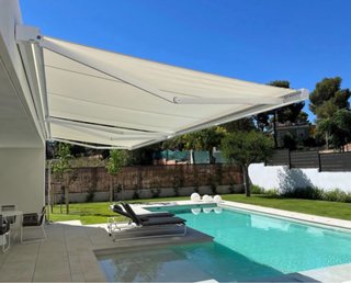 INSTALACIÓN Toldos y Pergolas