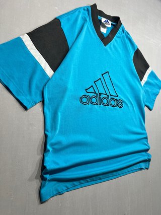 Camiseta Adidas Azul y Negra Talla l