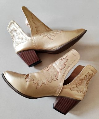 Botas Douradas de Verão (T.41)