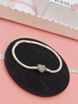 Pulsera Pandora pave 19 cm Corazón Brillante Plata