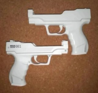 Nuevo. 2 Pistolas Wii y WiiU Blancas