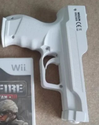 Nuevo. 2 Pistolas Wii y WiiU Blancas