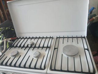 Se vende Cocina de gas Balay blanca 100€