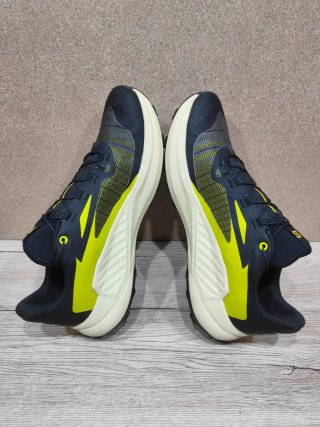 Salomon genesis Matryx  Negro/Amarillo 43 1/3