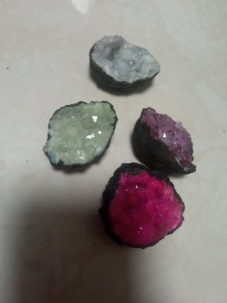 4 Geodas Naturales Colores Variados