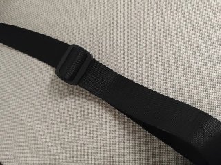 Bandolera Pull&Bear verde y negra nueva