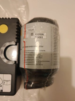 Kit antipinchazos Dacia Renault nuevo