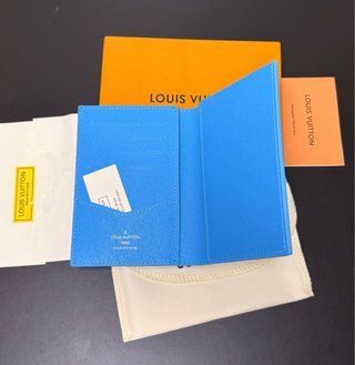 Louis Vuitton Pasaporte Azul Multicor