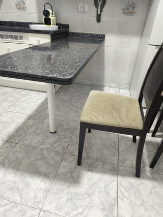Mesa de mármol extensible