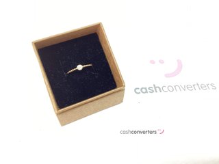 anillo oro 18k con piedra con circonita