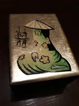 Joyerito y figurita Geisha de porcelana