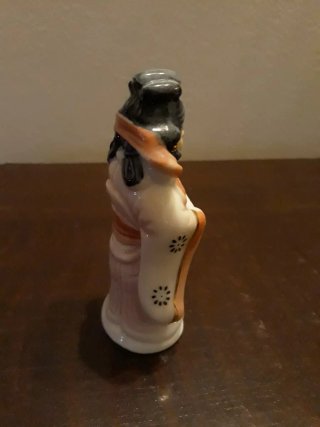 Joyerito y figurita Geisha de porcelana