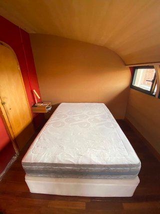 Materasso in memory foam con base contenitore