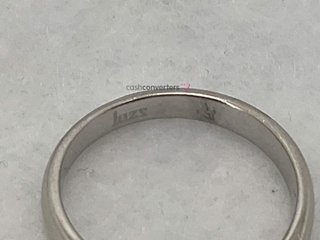 anillo oro 18k con piedra con diamante
