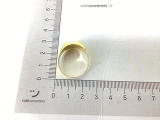 sello oro 18k con piedra con circonita