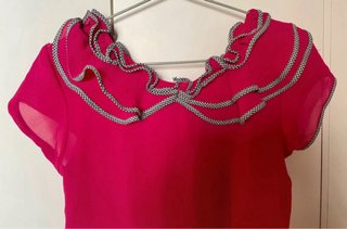 Blusa fucsia volantes ribete Vichy