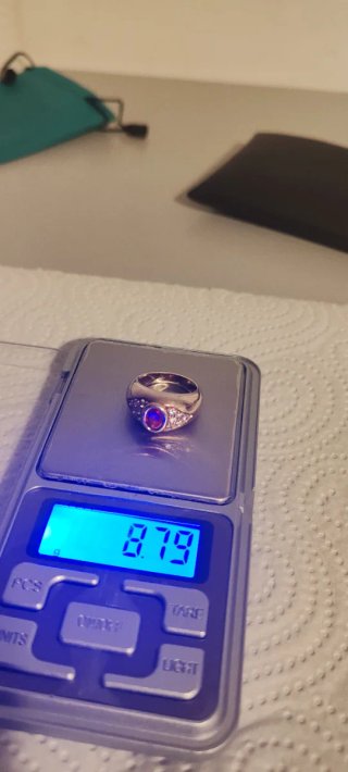 Anillo Oro 18K con Rubí y Diamantes