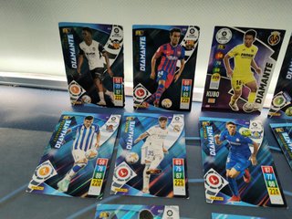 ADRENALYN , 13 cartas, diamantes, año temporada: 2021 2022, panini