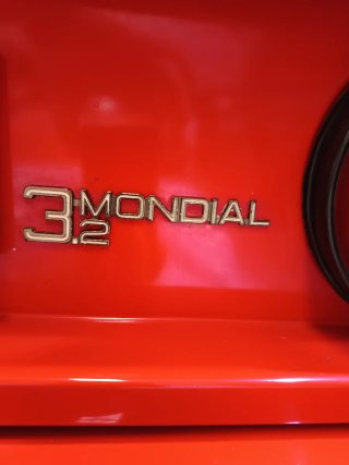 Ferrari Mondial 1989