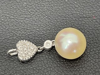 colgante oro 18k con piedra