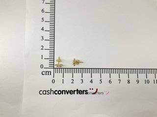 pendientes oro 18k con piedra