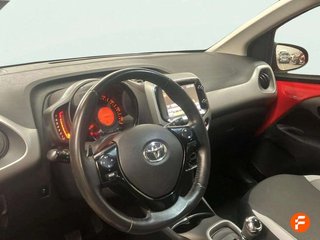 Toyota Aygo 1.0 70 x-play