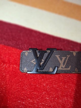 Cintura Louis Vuitton monogramma fibbia argento