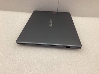 pc portatil huawei mclf