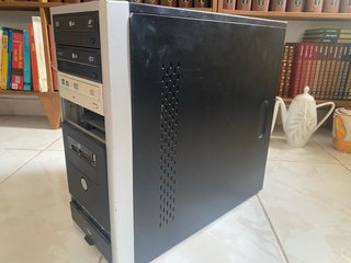 TORRE PC ORDENADOR
