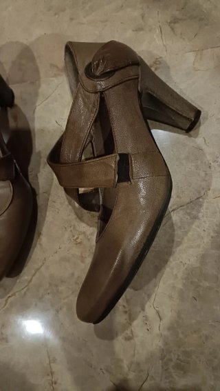 Zapatos de tacón rojos, negro o marron